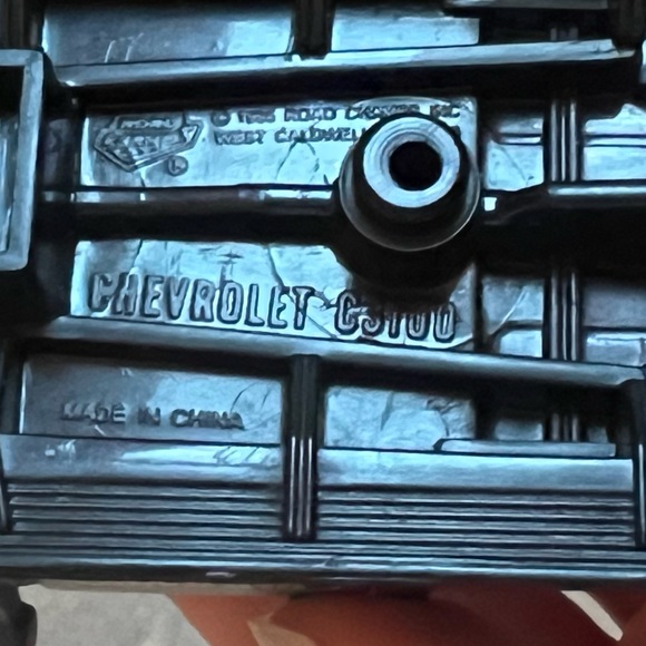 Old Navy Chevrolet Model Pick-Up Truck - Picture 6 of 7